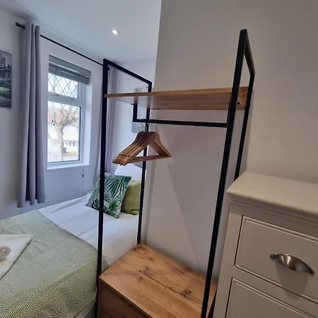 Southmead Place By Cliftonvalley Holiday home