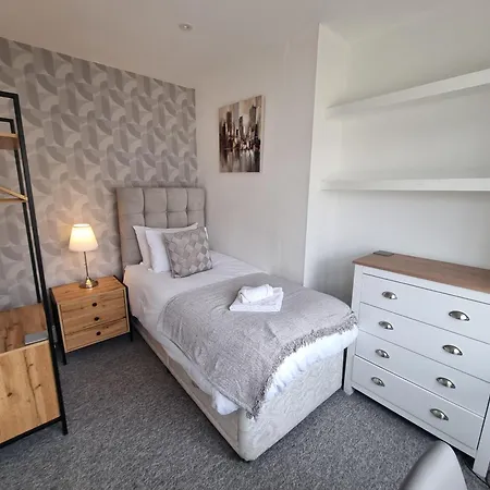 Southmead Place By Cliftonvalley Bristol